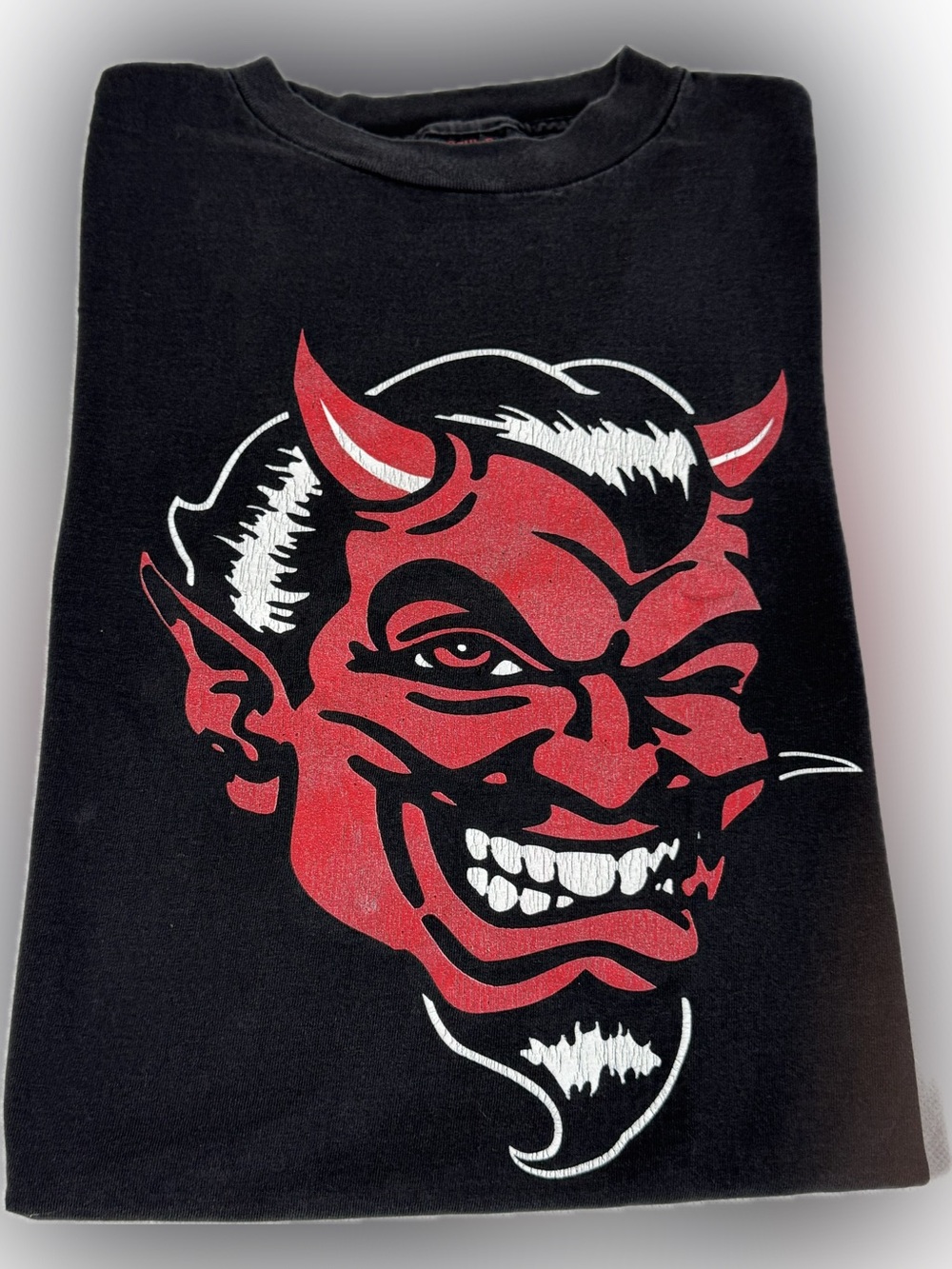 Vintage 1995 Fashion Victim COOP Handsome Devil T-Shirt XL USA Made